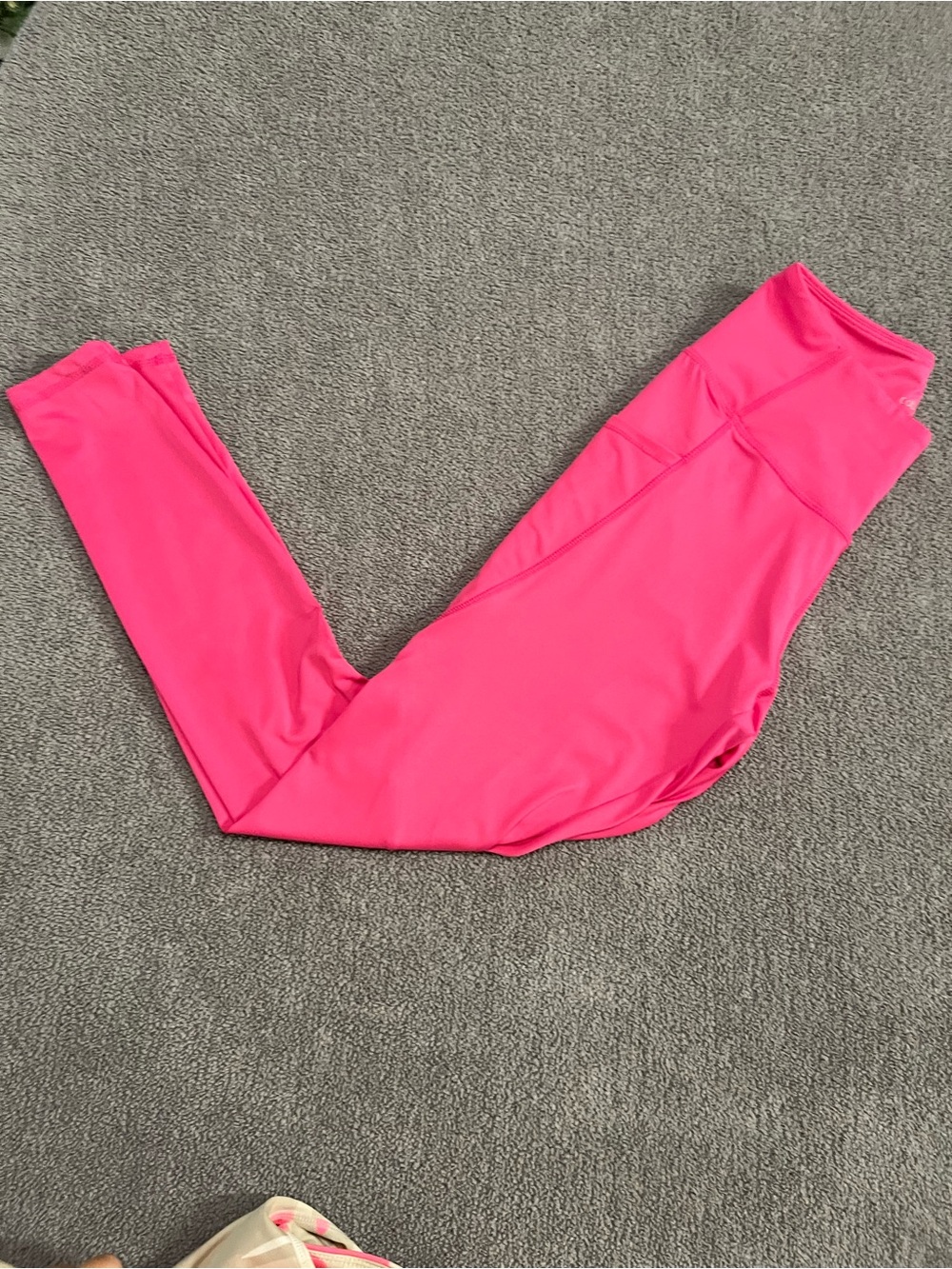 crown & ivy cabana women’s Pink Active Leggings